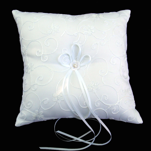 wedding ring pillow, WHITE